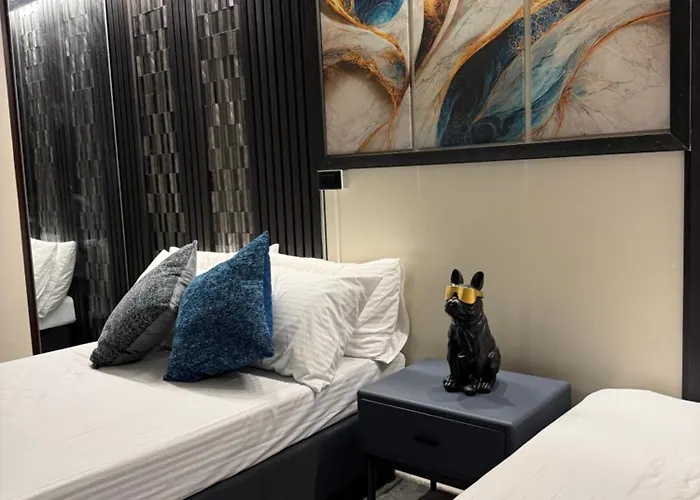 Cozy And Elegant In Quezon マニラ市
